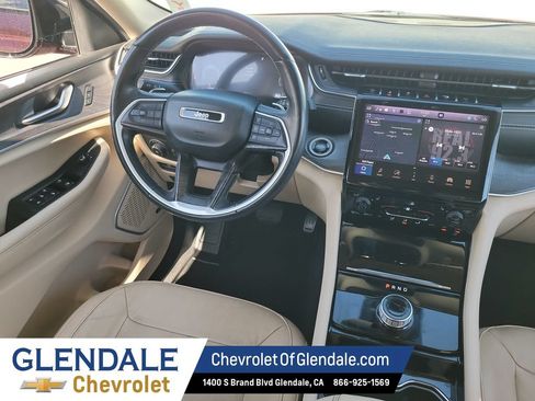 Used 2022 Jeep Grand Cherokee Limited RWD image 23