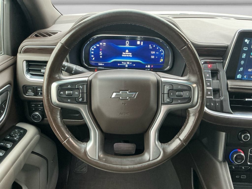 Used 2022 Chevrolet Tahoe Z71 w/ Luxury Package AWD/4WD image 12