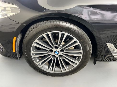 Used 2018 BMW 540i image 13