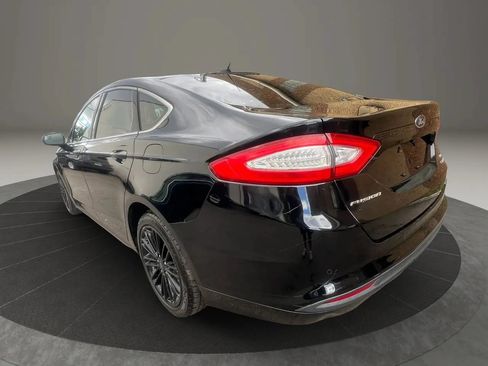 Used 2016 Ford Fusion SE w/ Equipment Group 202A FWD image 7