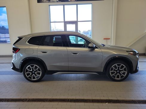 Used 2026 BMW X1 xDrive28i w/ Convenience Package AWD/4WD image 4