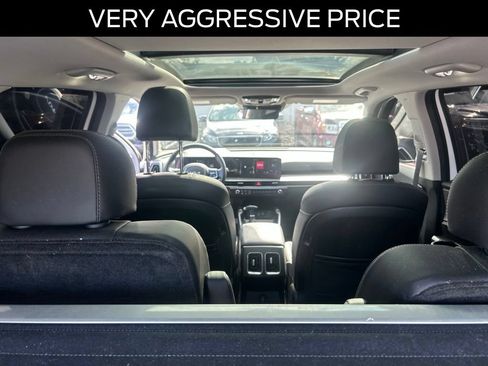 Used 2025 Kia Sorento X-Line EX AWD/4WD image 23