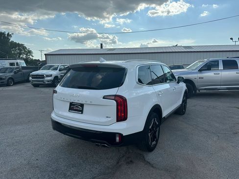 Used 2025 Kia Telluride S AWD/4WD image 5