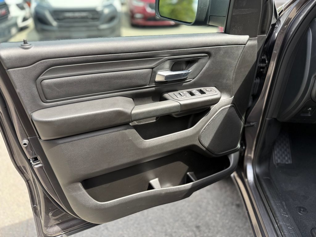 New 2026 RAM 1500 Tradesman AWD/4WD image 19