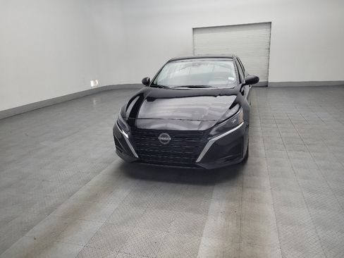 Used 2024 Nissan Altima 2.5 SV image 15