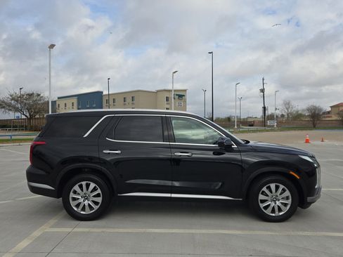 Used 2025 Hyundai Palisade SEL image 2