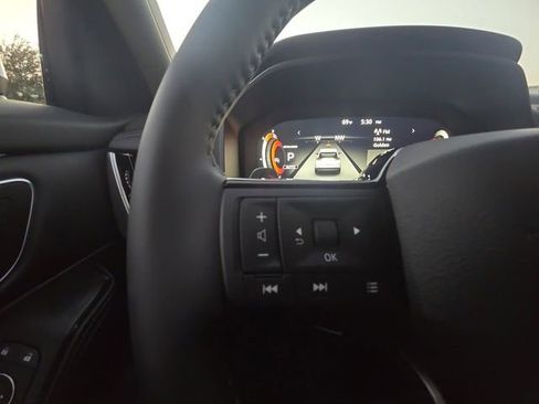 New 2026 Nissan Rogue Platinum image 11