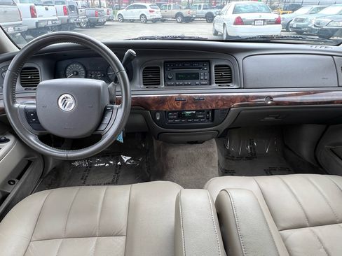 Used 2009 Mercury Grand Marquis LS image 37