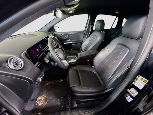 Used 2025 Mercedes-Benz GLA 250 image 22
