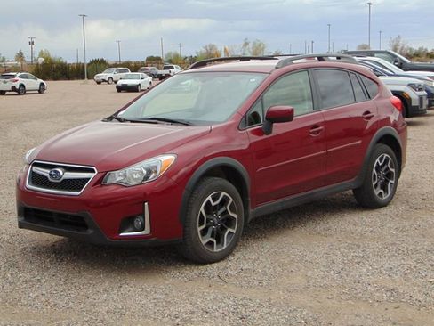 Used 2016 Subaru Crosstrek 2.0i Premium image 7