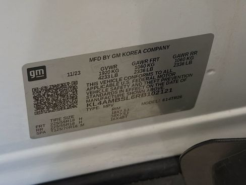 Used 2024 Buick Encore GX Preferred w/ Comfort Package FWD image 44