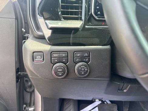 Used 2025 Chevrolet Silverado 3500 High Country AWD/4WD image 20
