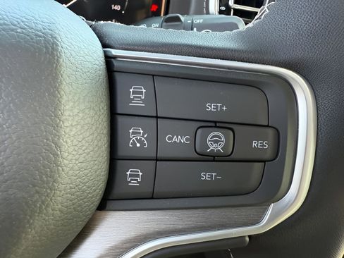 New 2026 Jeep Grand Wagoneer Limited AWD/4WD image 22