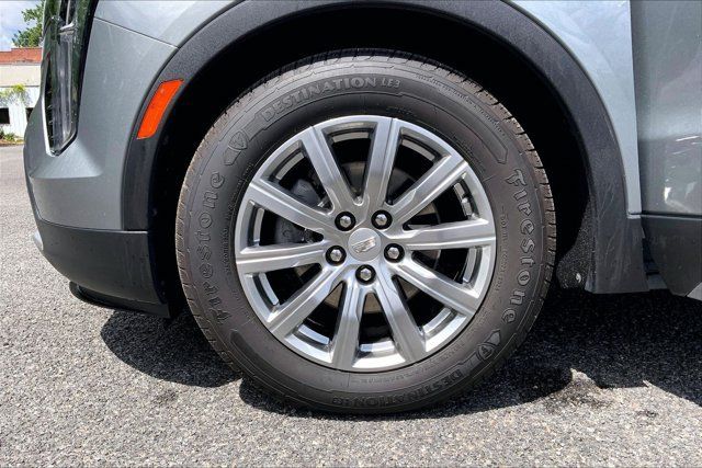 Used 2023 Cadillac XT4 Premium Luxury AWD/4WD image 8