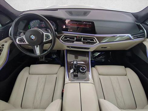 Used 2022 BMW X5 M50i AWD/4WD image 20
