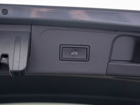 Used 2023 Volkswagen Atlas SEL image 34