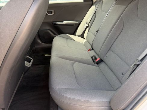 Used 2025 Kia K4 FWD image 24