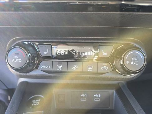 New 2026 Nissan Kicks SV w/ SV Premium Package FWD image 19
