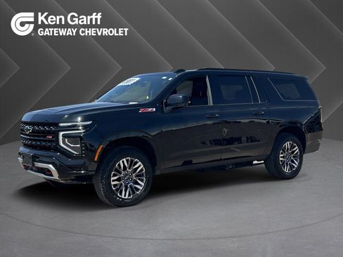 Certified 2025 Chevrolet Suburban Z71 AWD/4WD image 1