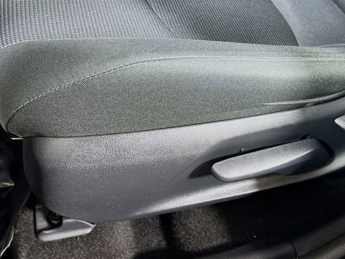 Certified 2019 Toyota RAV4 LE w/ All Weather Liner Package AWD/4WD image 18