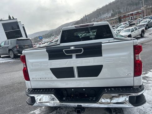 Used 2022 Chevrolet Silverado 1500 LT image 13