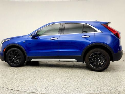 Used 2021 Cadillac XT4 Premium Luxury w/ Cold Weather Package AWD/4WD image 8