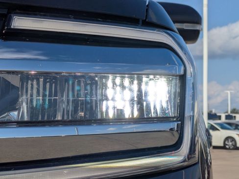 Used 2023 Ford Expedition Max Limited image 10