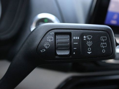 Used 2021 Ford EcoSport Titanium AWD/4WD image 31