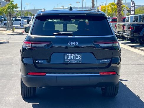 New 2026 Jeep Grand Cherokee L Limited w/ Luxury Tech Group II AWD/4WD image 6