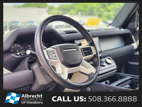 Used 2023 Land Rover Defender 90 SE AWD/4WD image 19
