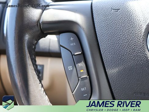 Used 2012 GMC Acadia Denali AWD/4WD image 28