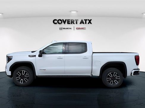 Used 2025 GMC Sierra 1500 AT4 w/ AT4 Premium Package AWD/4WD image 4