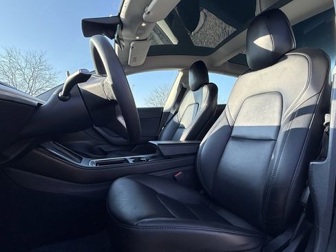 Used 2022 Tesla Model 3 Long Range image 10