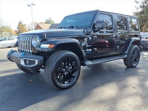 Used 2023 Jeep Wrangler Sahara w/ Cold Weather Group image 3