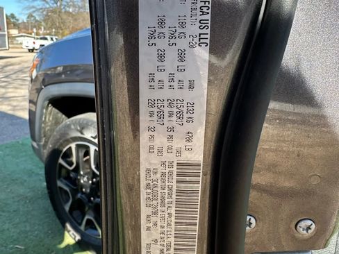 Used 2020 Jeep Compass Trailhawk image 51