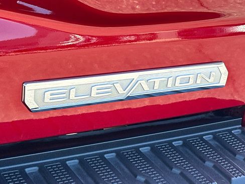 Used 2024 GMC Sierra 1500 Elevation w/ Elevation Premium Package AWD/4WD image 22