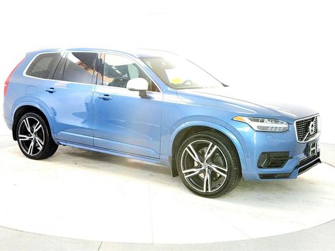 Used 2018 Volvo XC90 T8 R-Design w/ Convenience Package image 7