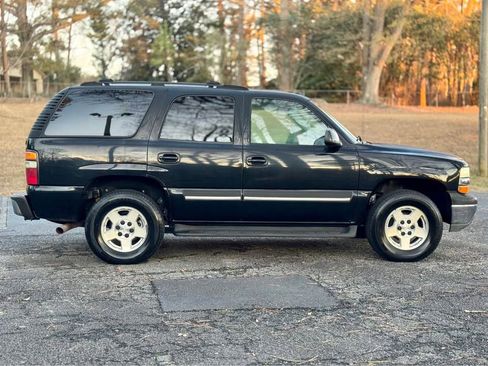 Used 2004 Chevrolet Tahoe LT w/ LT Preferred Equipment Group image 3