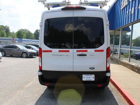 Used 2019 Ford Transit 150 XLT RWD image 5