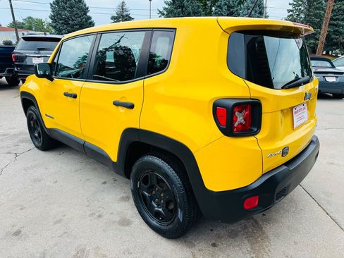 Used 2015 Jeep Renegade Sport w/ Power & Air Group AWD/4WD image 5