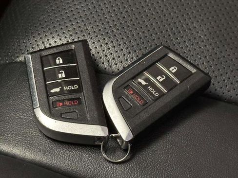 Used 2023 Acura MDX SH-AWD w/ Technology Package image 27