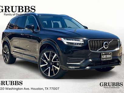 Certified 2022 Volvo XC90 T6 Momentum w/ Advanced Package
