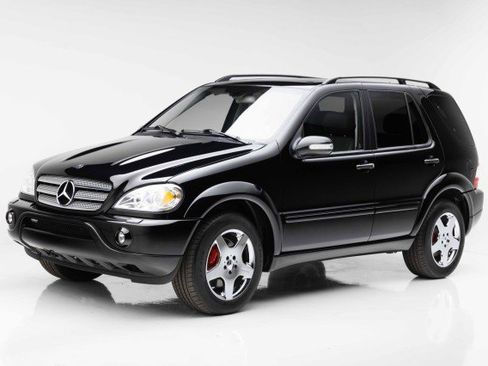 Used 2002 Mercedes-Benz ML 55 AMG 4MATIC image 9