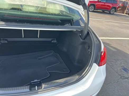 Used 2025 Mercedes-Benz C 300 Sedan image 30