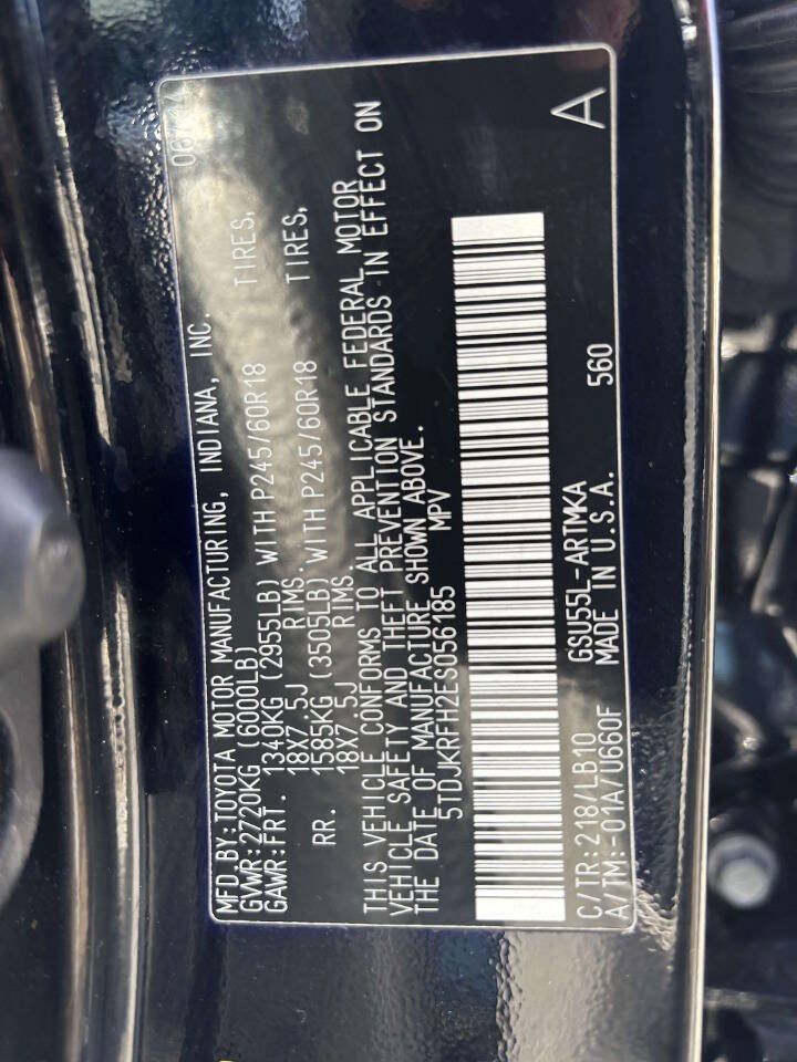 Used 2014 Toyota Highlander XLE AWD/4WD image 40
