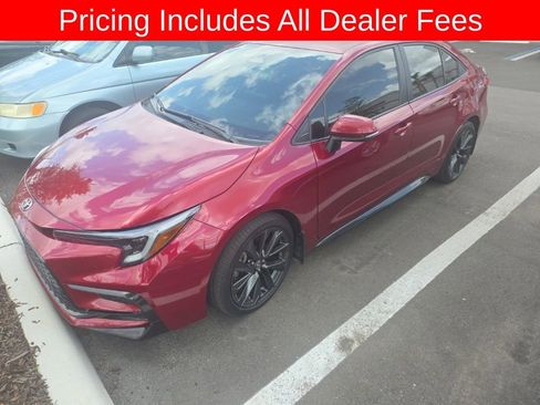 Used 2025 Toyota Corolla SE FWD image 1