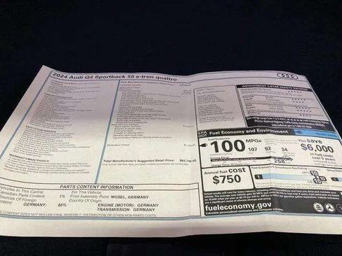 Used 2024 Audi Q4 e-tron Premium Plus w/ Premium Plus image 17