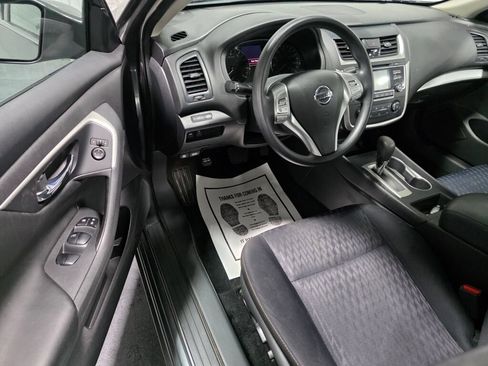 Used 2018 Nissan Altima 2.5 S w/ S Convenience Package FWD image 6