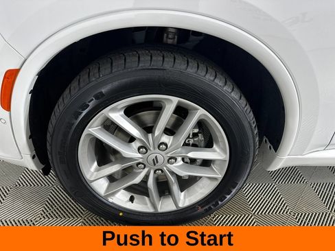Used 2025 Dodge Durango GT AWD/4WD image 10
