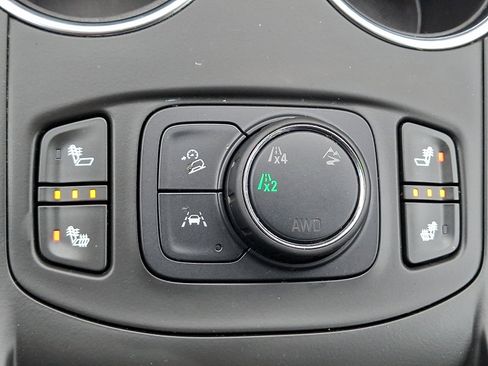 Certified 2023 GMC Terrain SLT w/ Elevation Edition AWD/4WD image 24